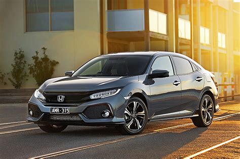 2018 honda civic hatchback ground clearance.